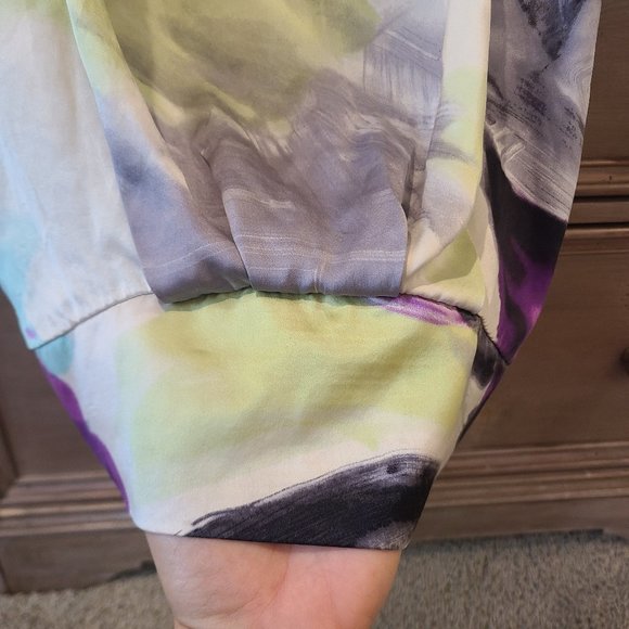 Abstract silk Maddy M blouse size M - Picture 8 of 9